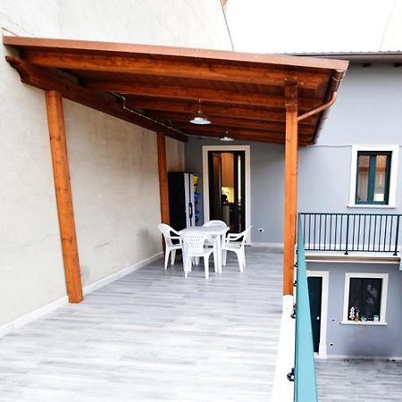 ...écche se dòrme Acomodação com café da manhã Castelvecchio Subequo Exterior foto